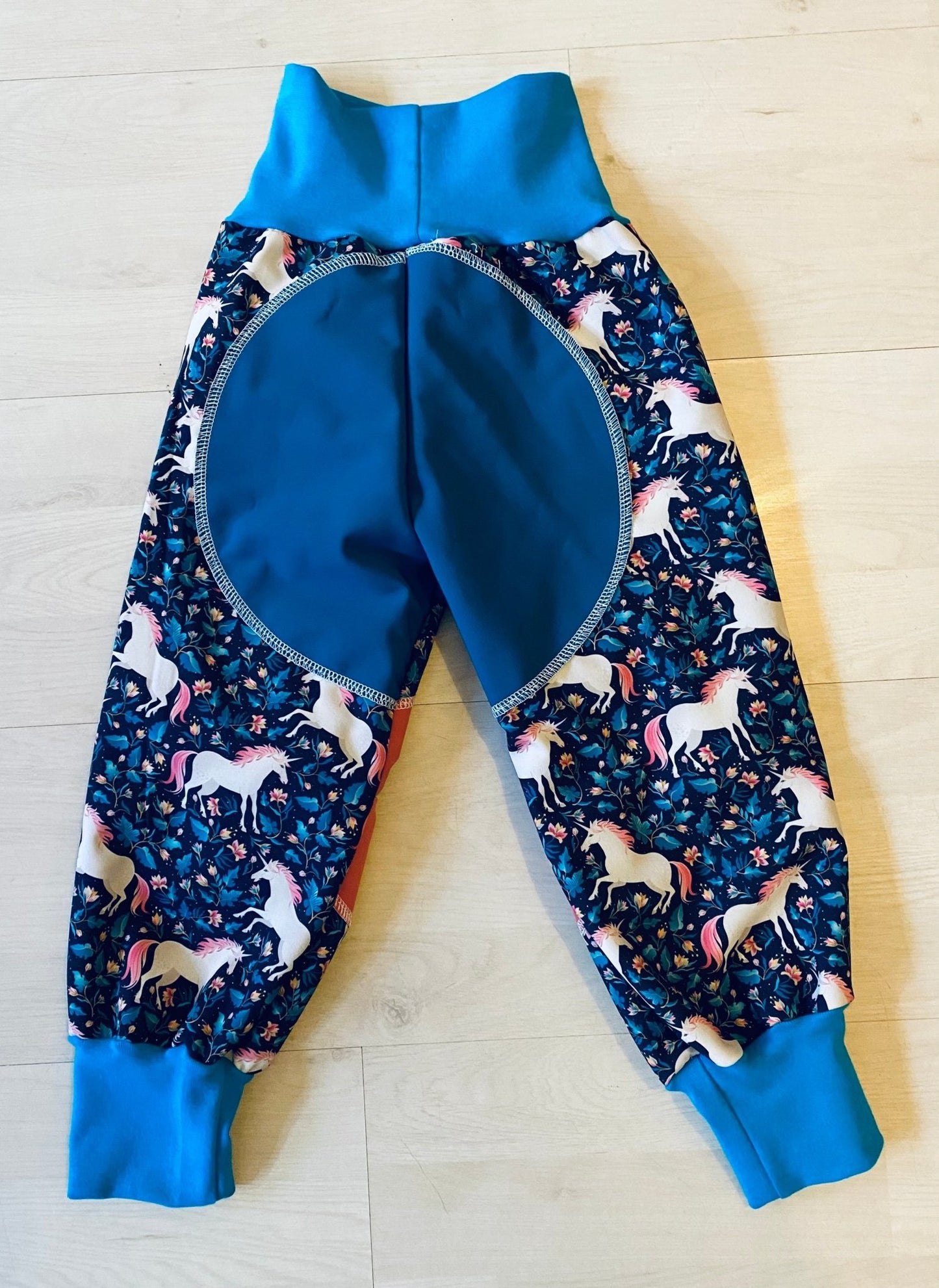 Softshell Outdoor Kinderhose Einhorn Tulipas Berlin