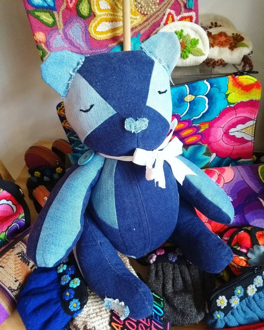 Upcycling Jeans Teddybär Tulipas Berlin
