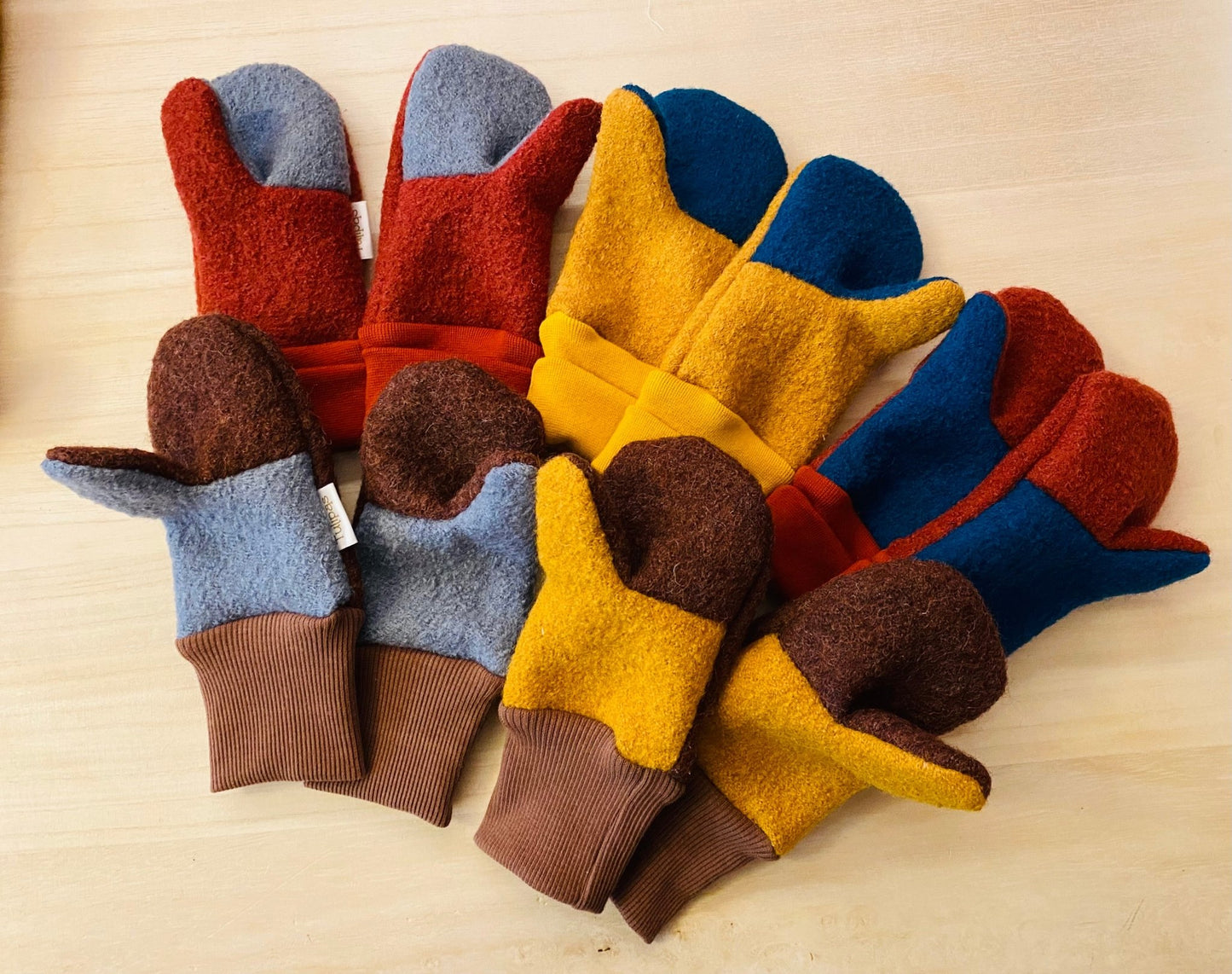 Wollwalk Fäustlinge-Handschuhe 1-2Jahre Tulipas Berlin