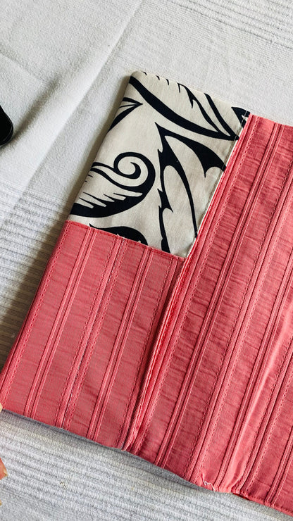 Buchhülle "Patchwork"aus Stoff für Bücher & Notizbücher Tulipas handmade