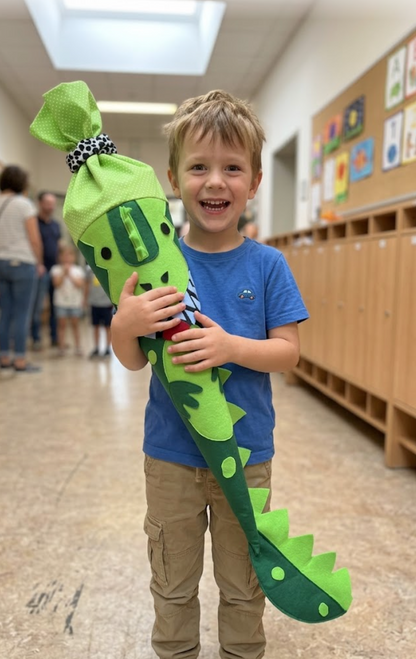 Dino-Schultüte „Drago" – Handgefertigt aus Filz & Baumwolle, 70 cm Tulipas Berlin