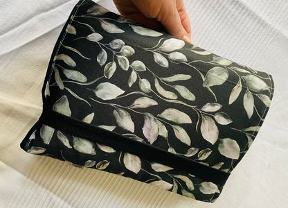 Buch-Organizer XL „Blätternacht“ – für Bücher und alles, was du zum Lesen brauchst Tulipas handmade