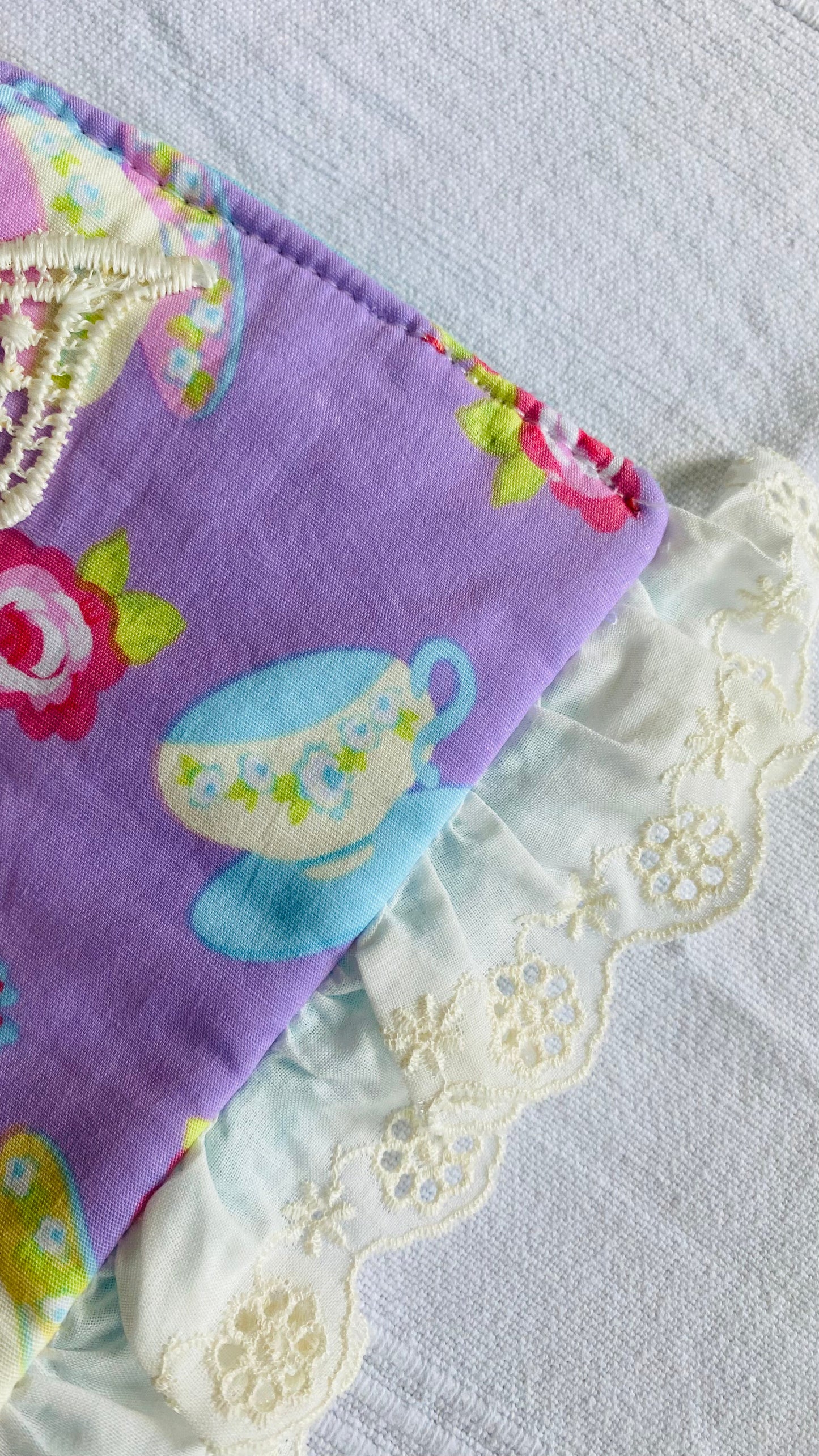 Buchhülle "Teatime"aus Stoff für Bücher & Notizbücher Tulipas handmade
