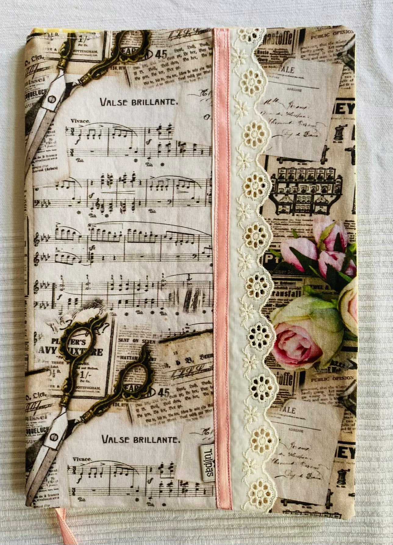 Buchhülle "Musiknoten"aus Stoff für Bücher & Notizbücher Tulipas handmade