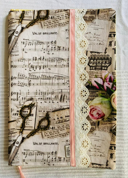 Buchhülle "Musiknoten"aus Stoff für Bücher & Notizbücher Tulipas handmade
