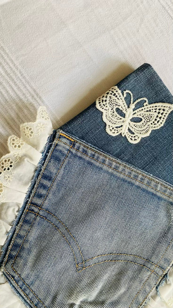 Buchhülle "Recycled"aus Jeans Stoff für Bücher & Notizbücher Tulipas handmade