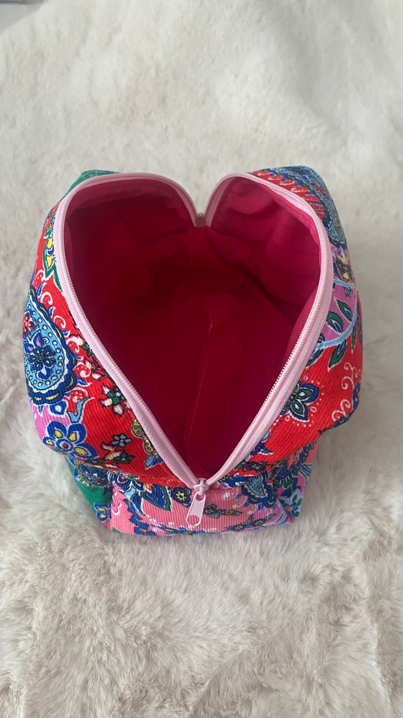 Kosmetiktasche Boho Love – Buntes Blumenmuster | Handmade Tulipas handmade