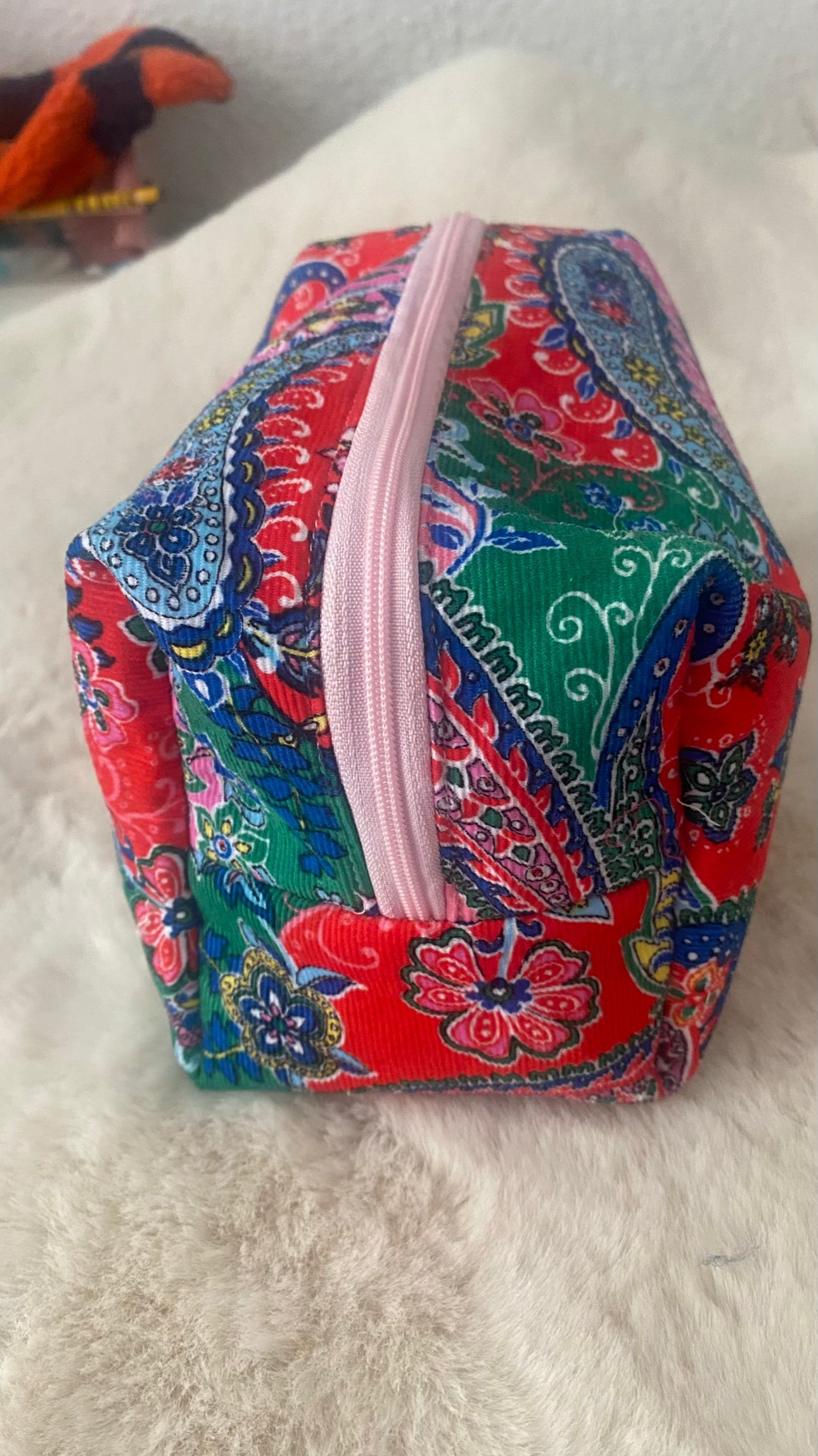 Kosmetiktasche Boho Love – Buntes Blumenmuster | Handmade Tulipas handmade