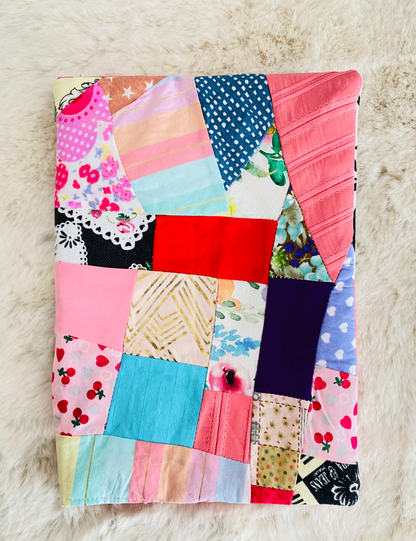 Handgefertigte Buchhülle Stoff, Buchschoner mit Katzen Motiv oder Patchwork Design, Einzigartiges Geschenk für Leseratten und Buchliebhaber, Buchaccessoires Handmade Tulipas handmade
