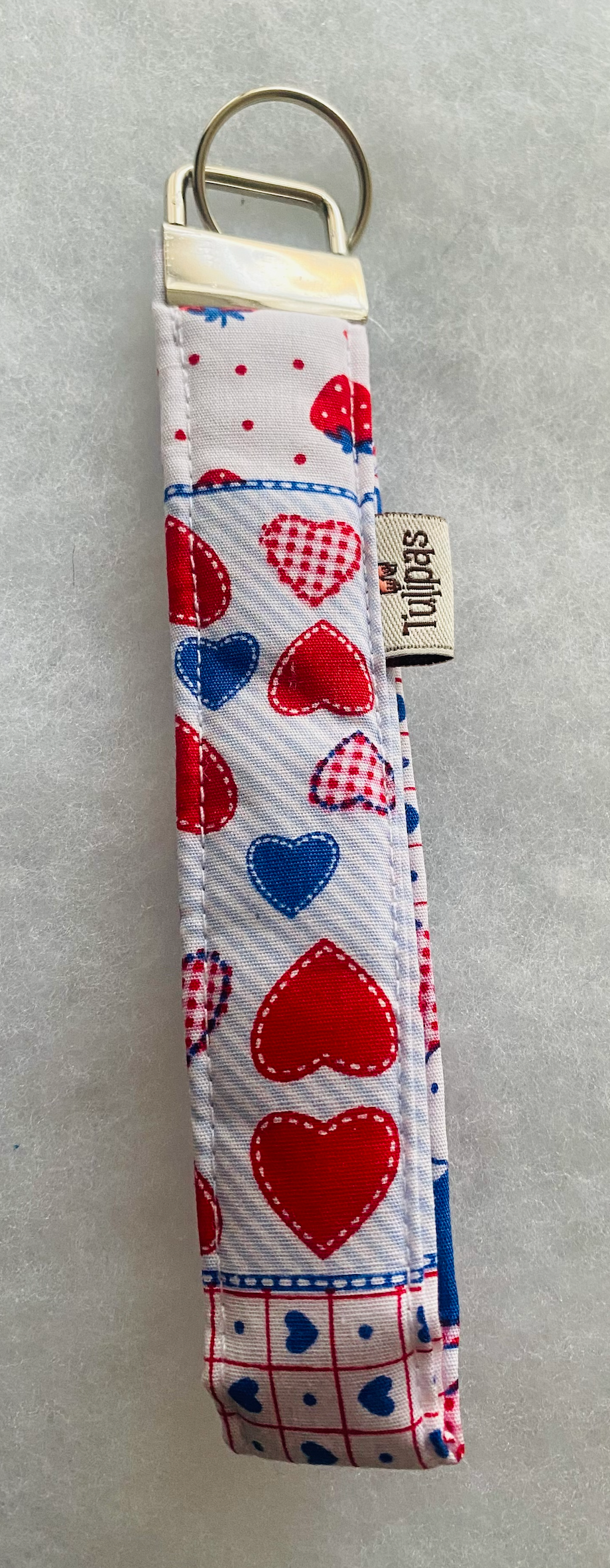 Schlüsselanhänger aus Stoff – Praktisch & Stylisch für deinen Alltag Tulipas Berlin