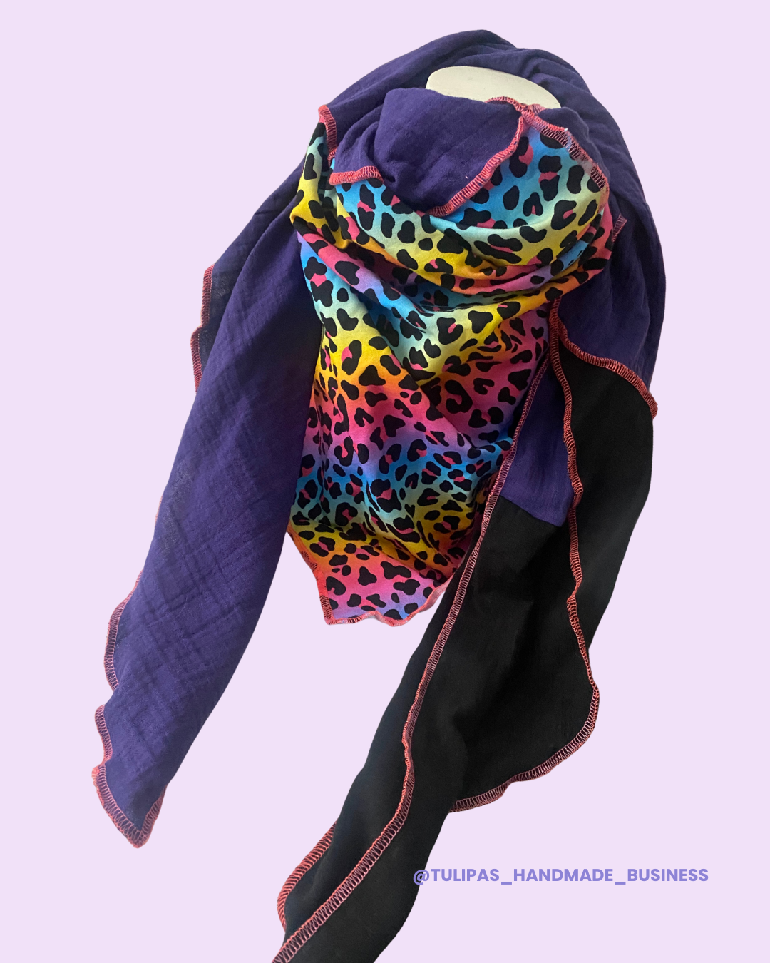 Musselin Halstuch für Damen – XXL Dreieckstuch mit Print (Herz & Leo) – Weiche Baumwolle Tulipas Berlin