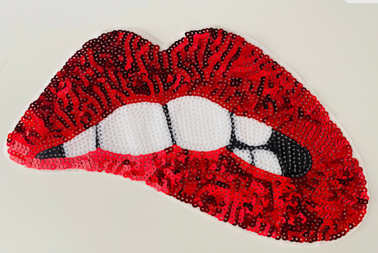 XL Lippen Pailletten Aufnäher – Funkelnder Kussmund Patch in Weiß & Rot – Große Applikation für Jeansjacken, Taschen & DIY – 28 x 15 cm Tulipas Berlin