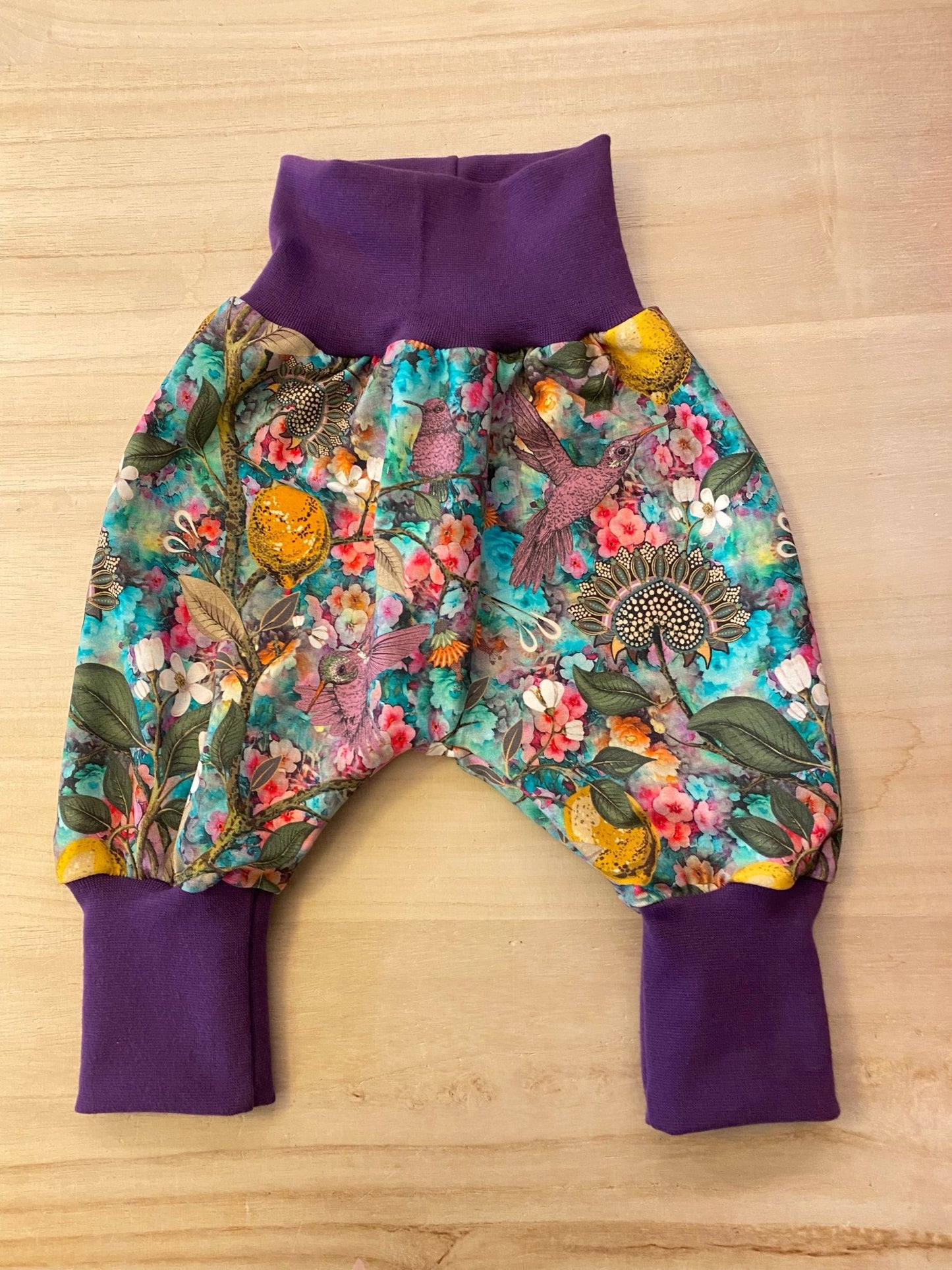 Pumphose babyhose Mitwachshose Kolibri Tulipas Berlin