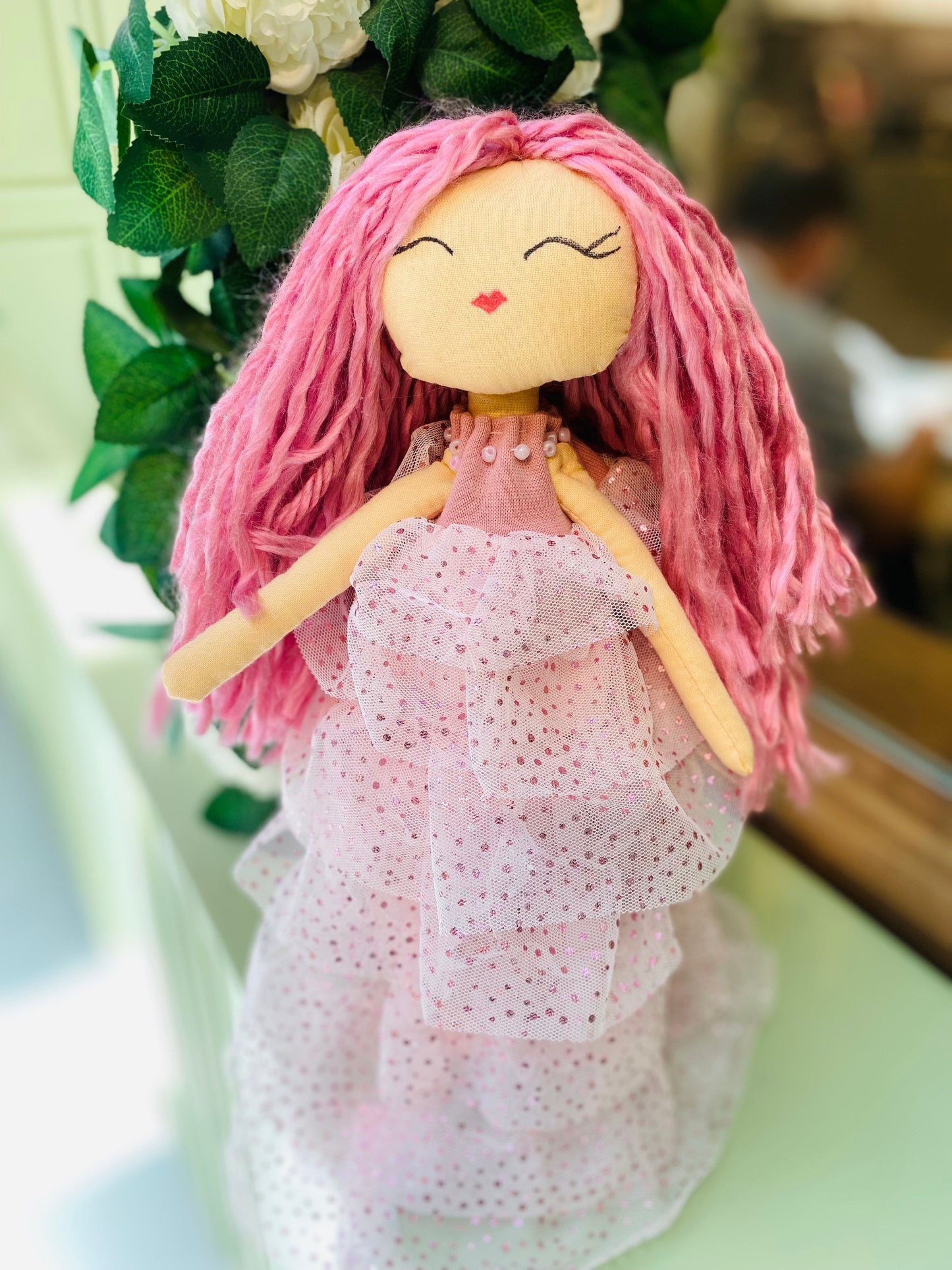 Handgemachte Stoffpuppe für Kinder – liebevolles Einzelstück aus Stoff Tulipas Berlin